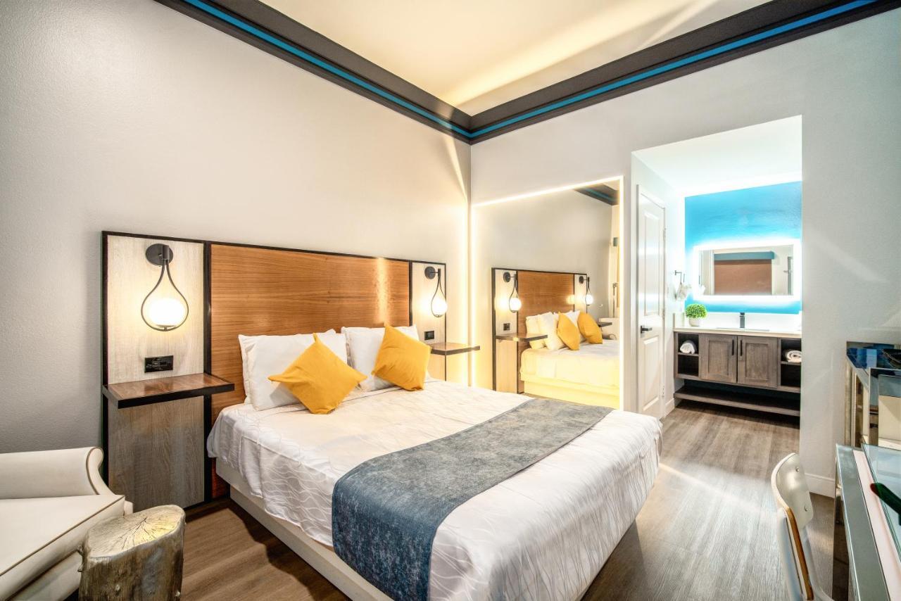 Aspire Inn Studios & Spas ベルフラワー エクステリア 写真
