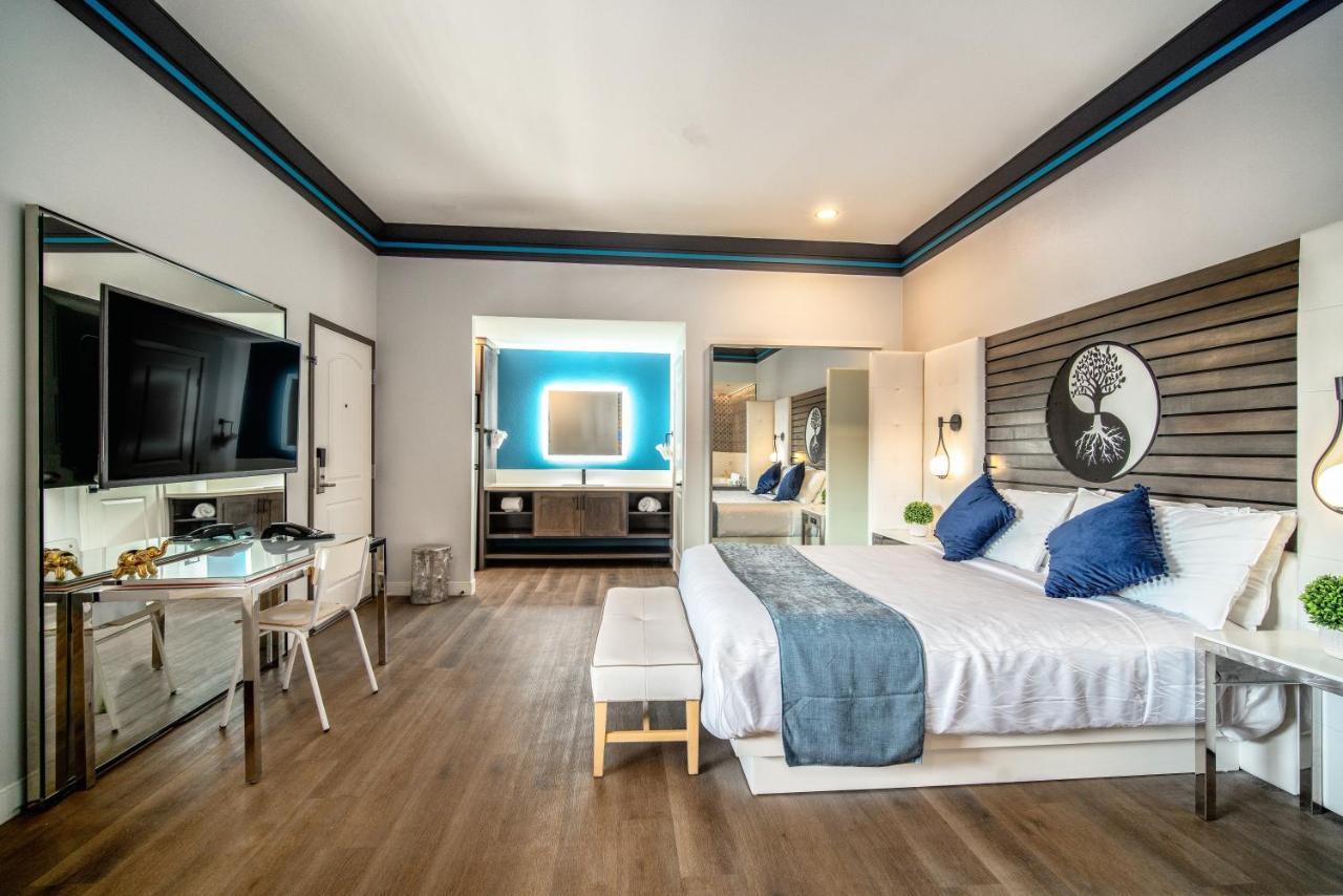 Aspire Inn Studios & Spas ベルフラワー エクステリア 写真