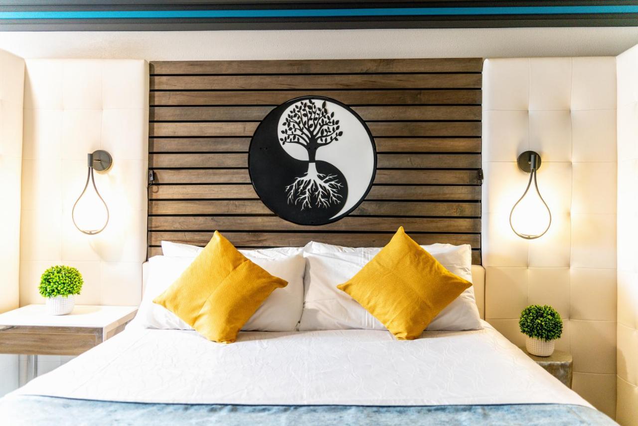 Aspire Inn Studios & Spas ベルフラワー エクステリア 写真